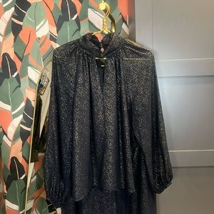 Extremely beautiful 2-piece !